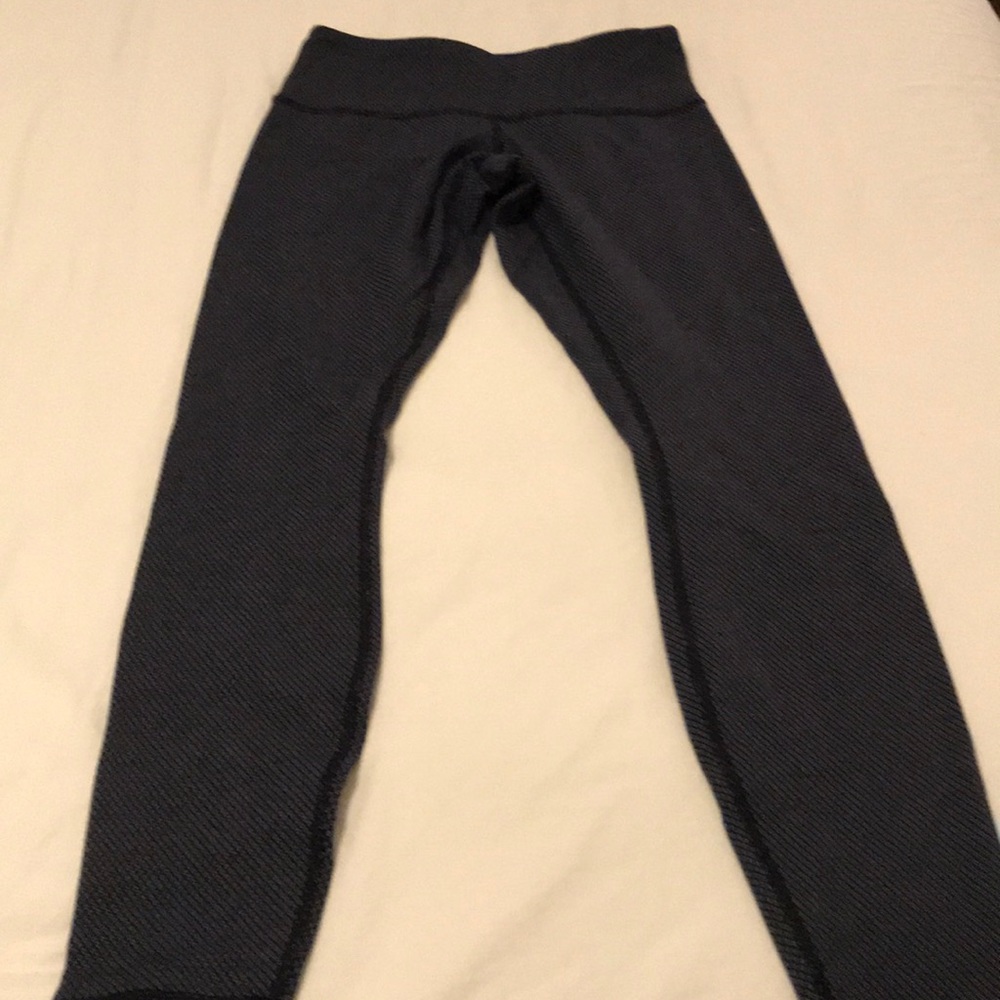 Lululemon patterned leggings, full length